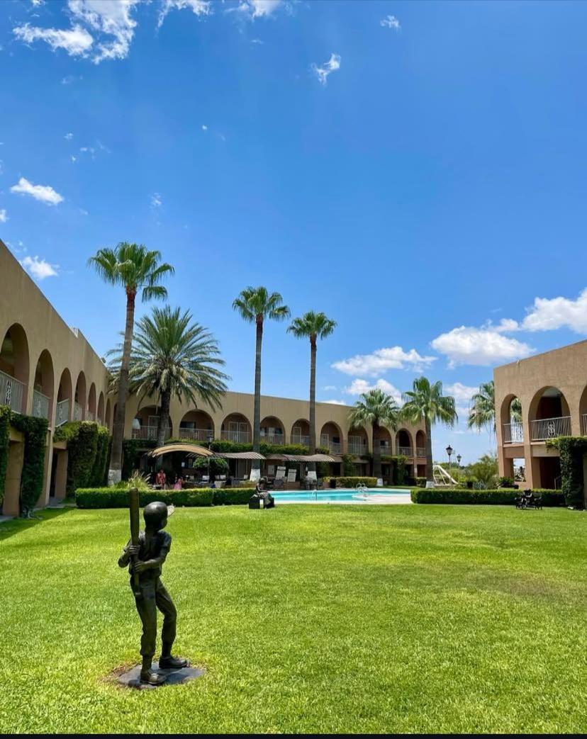 Hotel Santa Fe Camargo Buitenkant foto